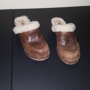 Ugg Australia fur mules wood bottom